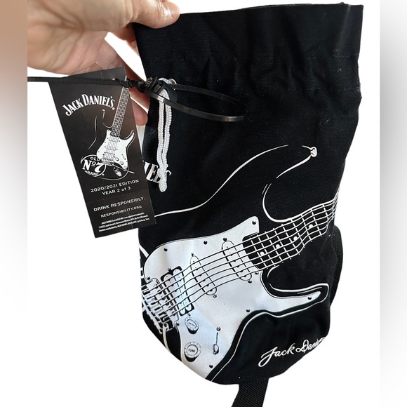 Jack Daniels Bags Jack Daniels Sling 75 L Bottle Travel Bag Sack Cinch Ltd Edition Guitar